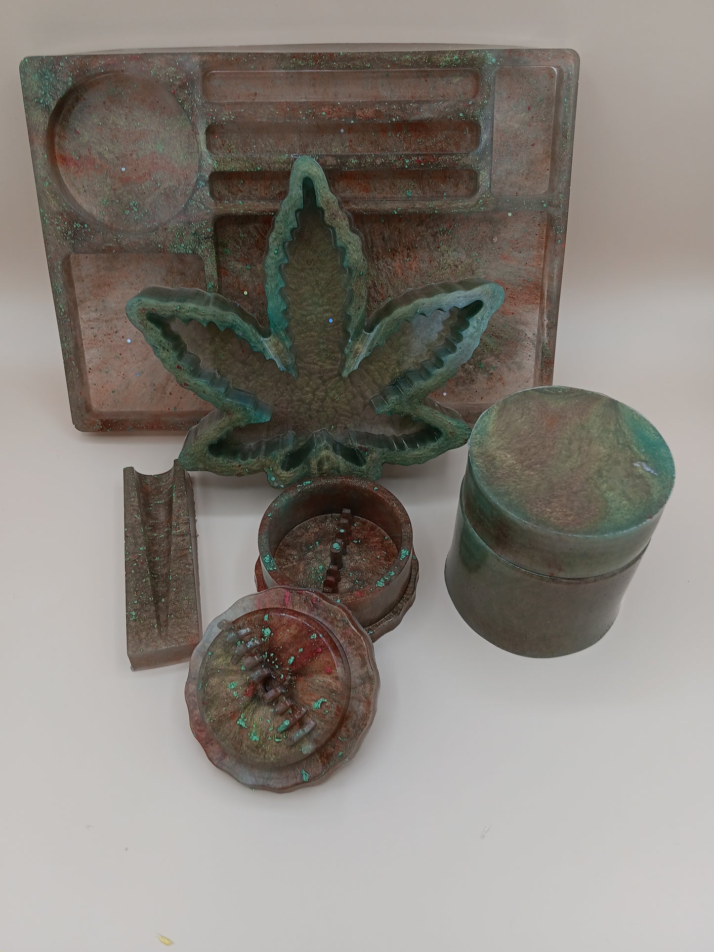 5 Piece Rolling Tray Set