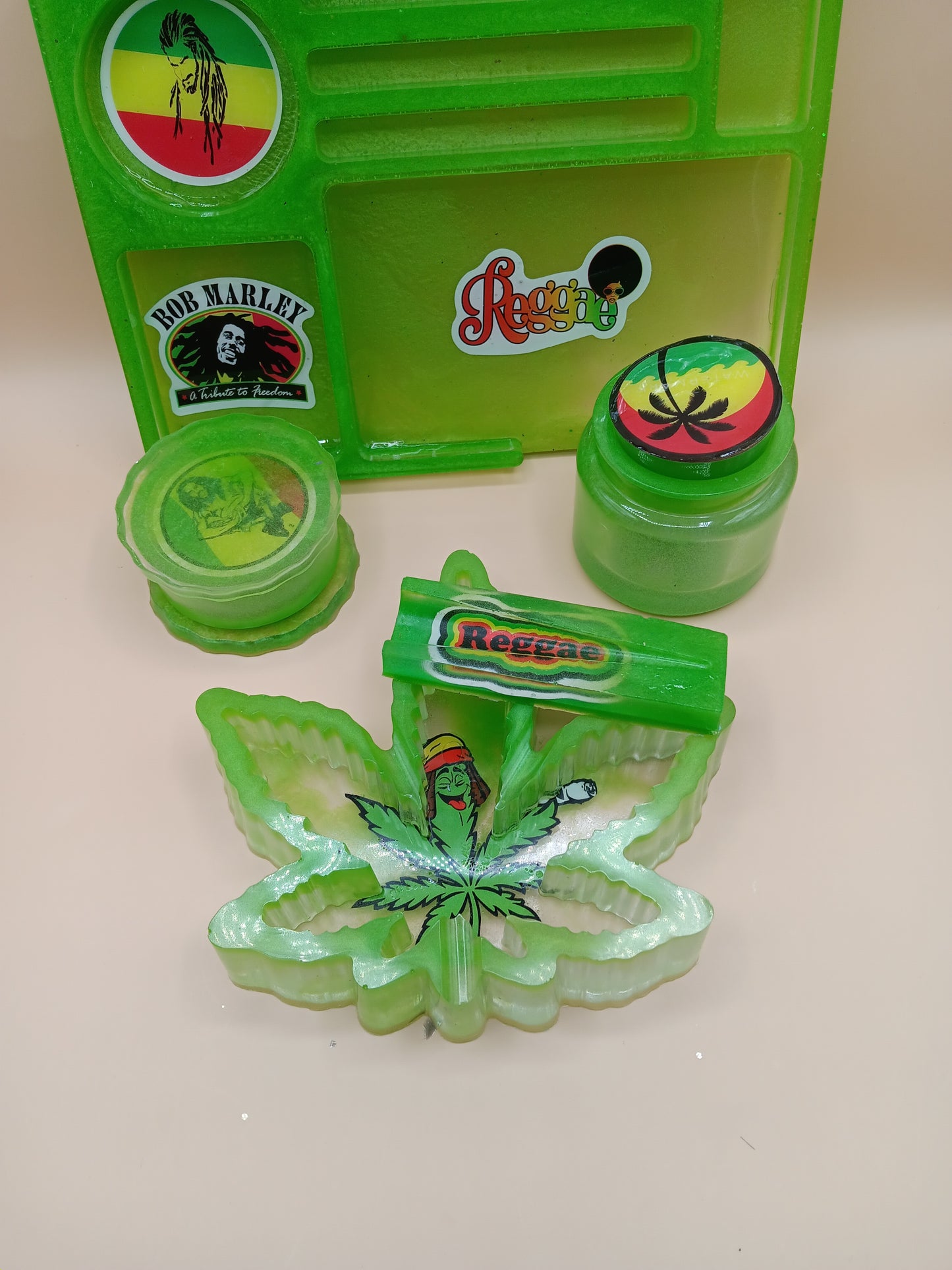 5 Piece Graphic Rolling Tray Set
