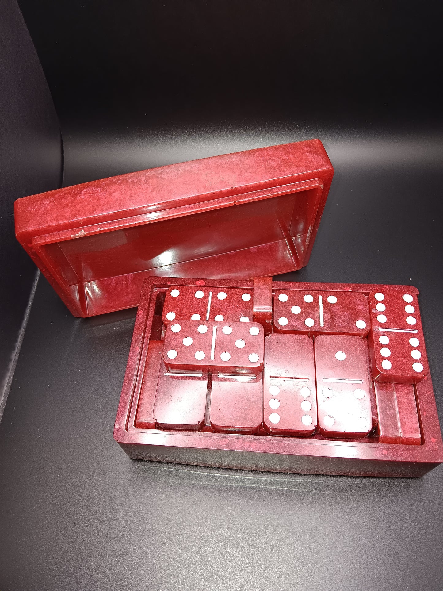 Dominos