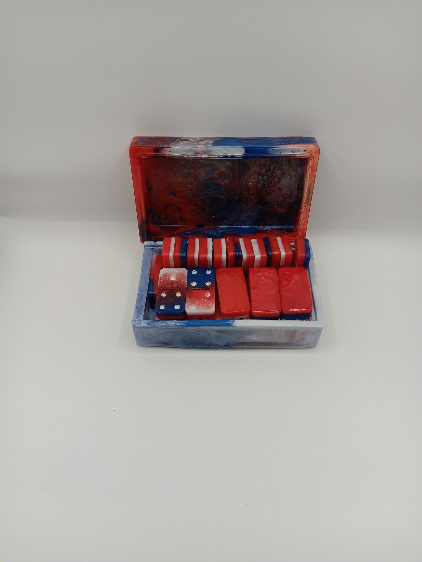 Dominos
