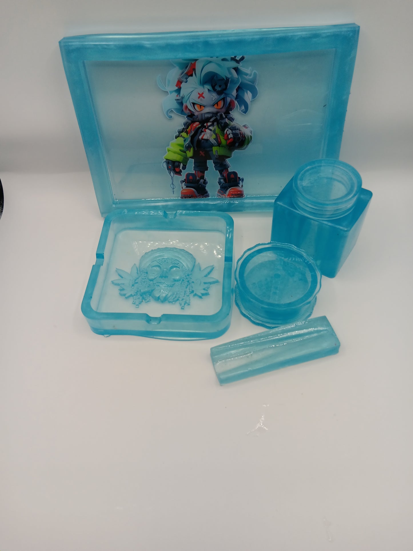 5 Piece Graphic Rolling Tray Set