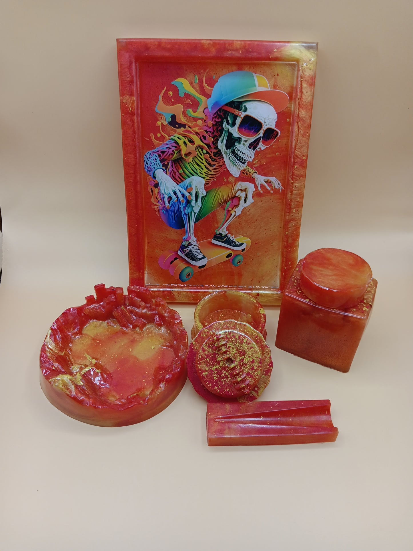 5 Piece Graphic Rolling Tray Set